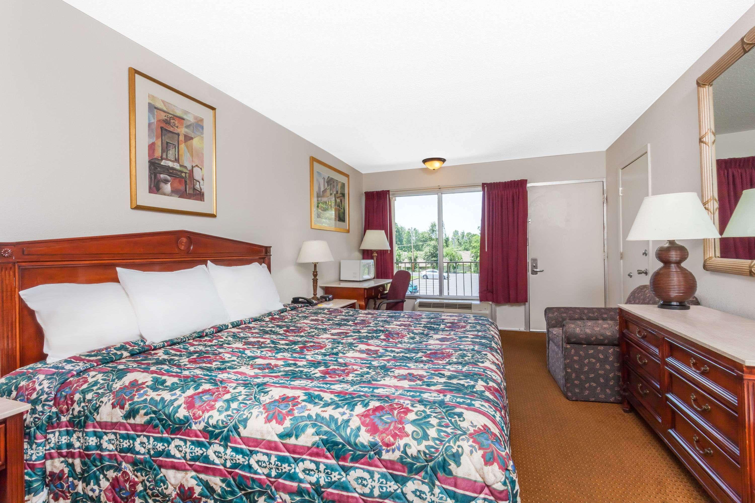 Rodeway Inn Owensboro Exteriér fotografie