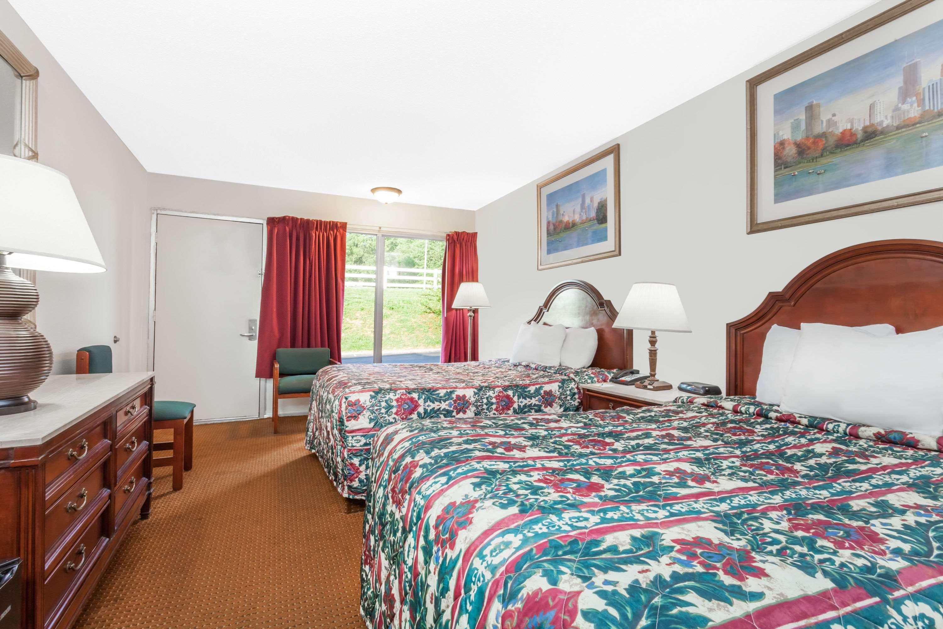 Rodeway Inn Owensboro Exteriér fotografie